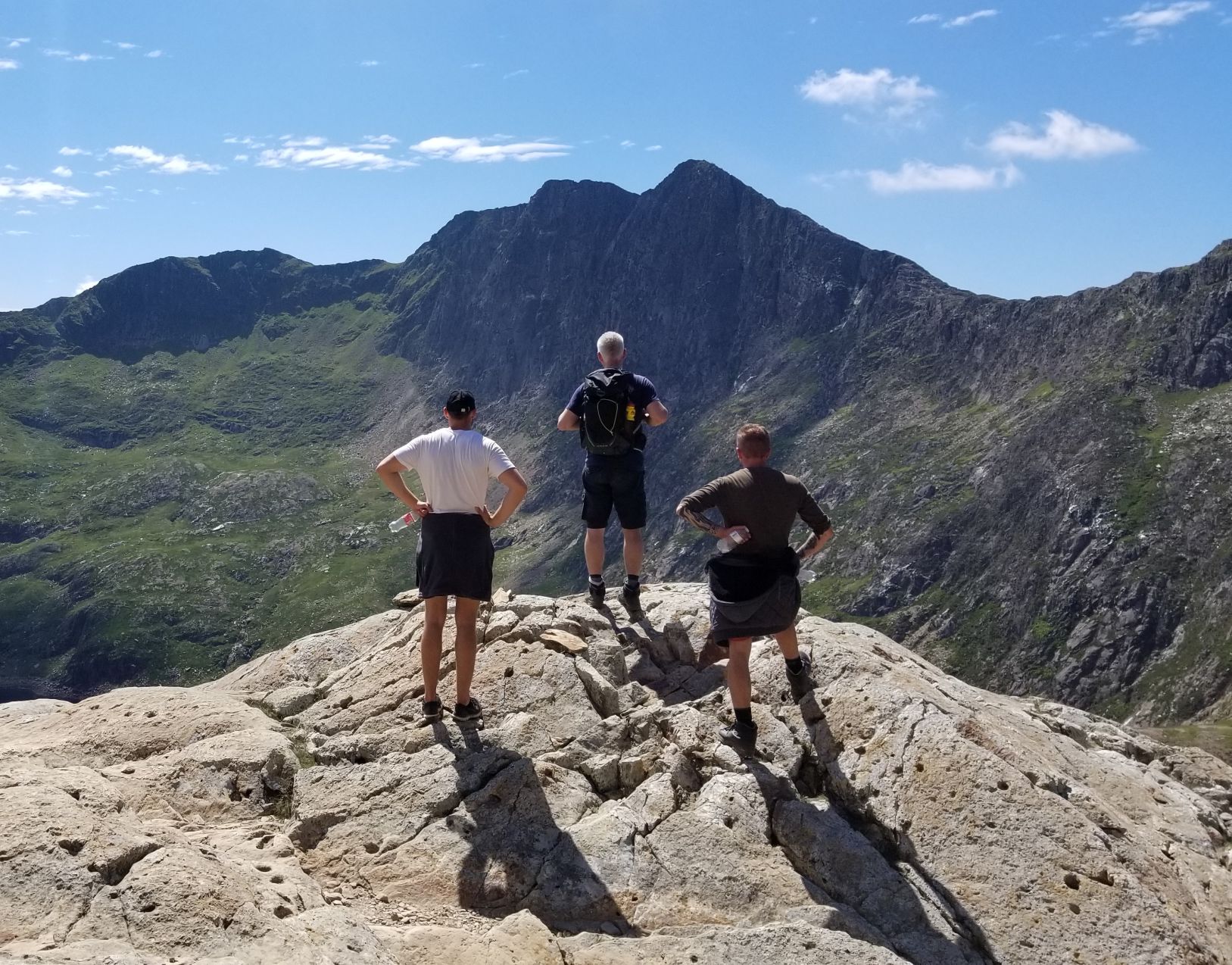 Troop 137 reaches top of Mt. Snowden copy
